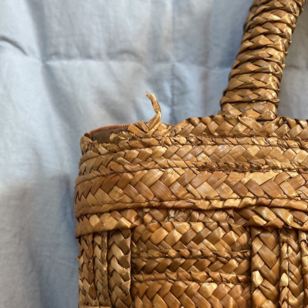 Straw Handbag - Picture 9 of 9